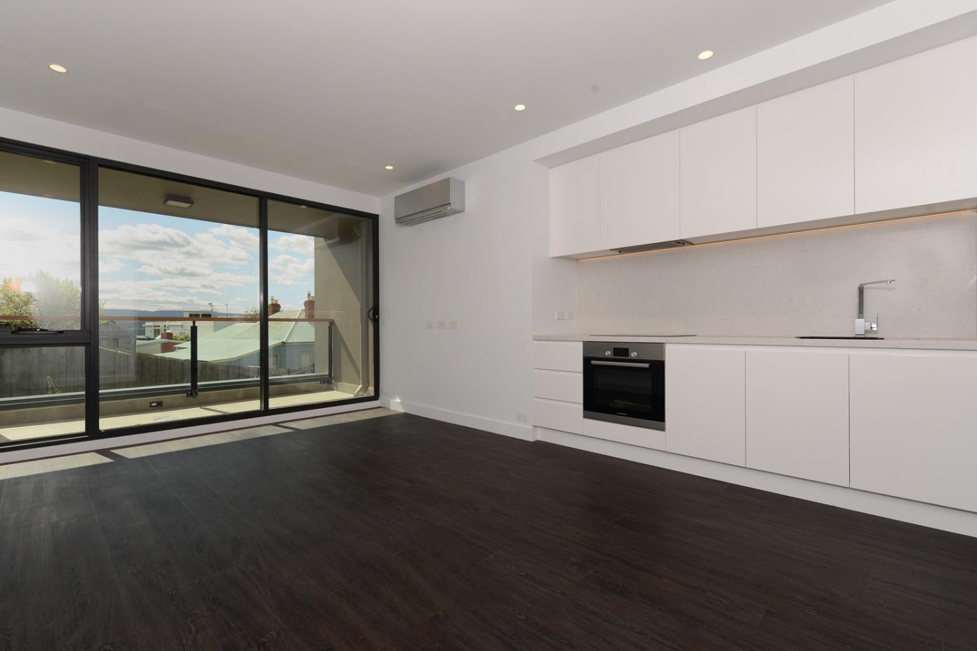 Brand New 1 Bedroom Apartment In First Class Location