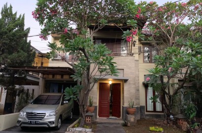 Nhà 2 tầng tại Compound Pejaten Barat Kemang